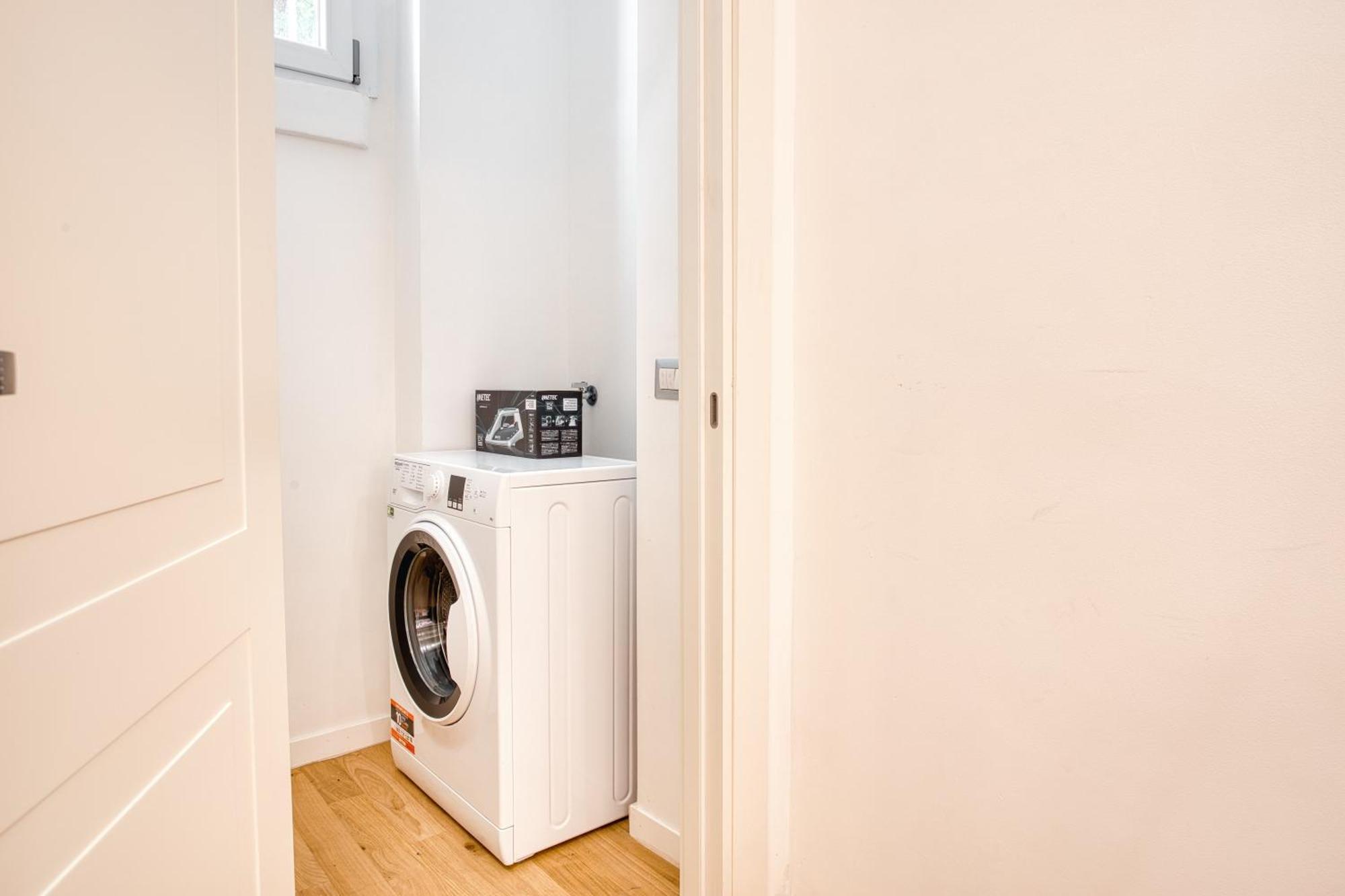 Walk To Navigli - Via Gola - 2 Bedrooms Apt Milano Ngoại thất bức ảnh