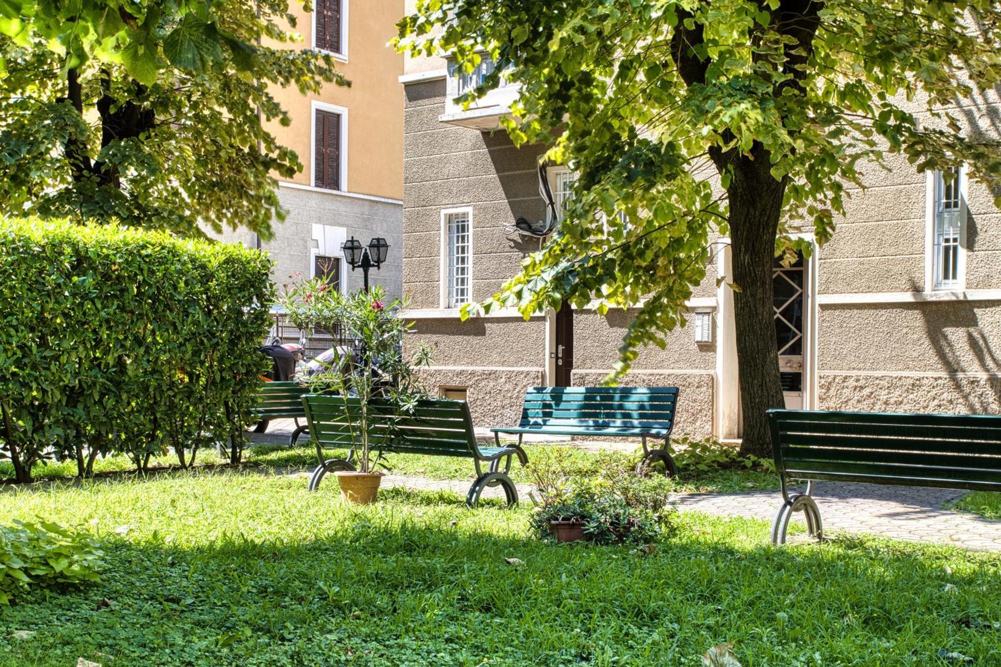 Walk To Navigli - Via Gola - 2 Bedrooms Apt Milano Ngoại thất bức ảnh