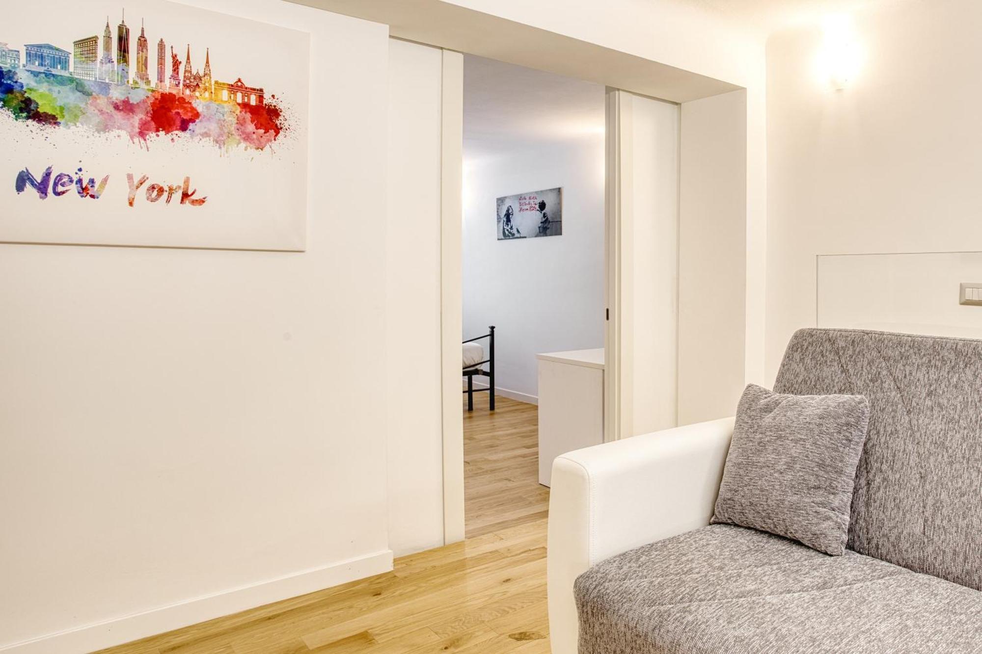 Walk To Navigli - Via Gola - 2 Bedrooms Apt Milano Ngoại thất bức ảnh
