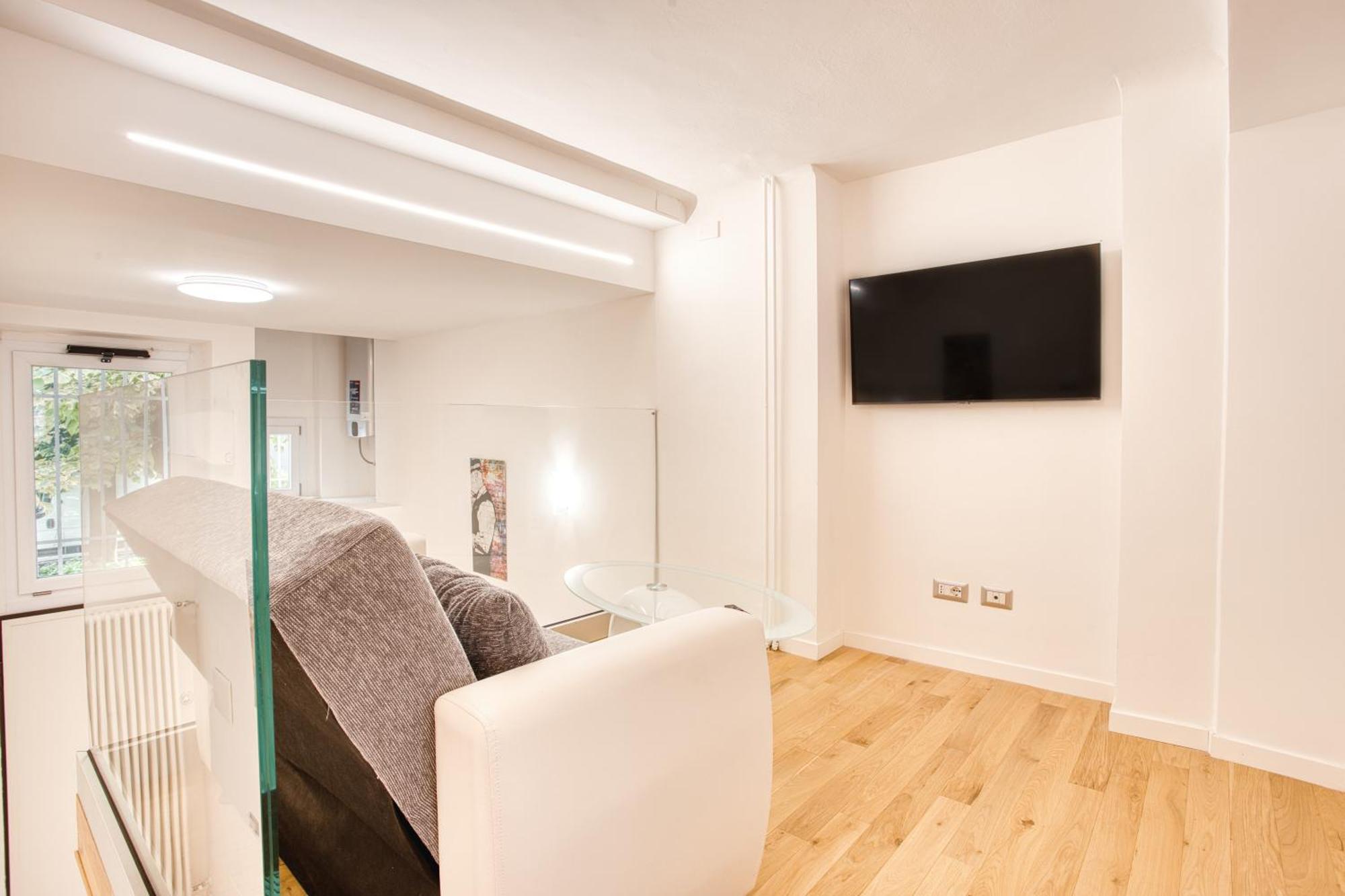 Walk To Navigli - Via Gola - 2 Bedrooms Apt Milano Ngoại thất bức ảnh