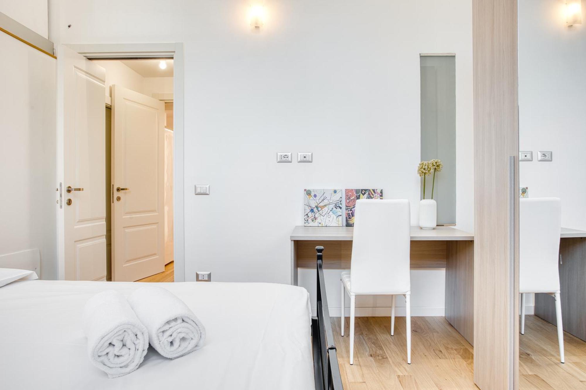 Walk To Navigli - Via Gola - 2 Bedrooms Apt Milano Ngoại thất bức ảnh